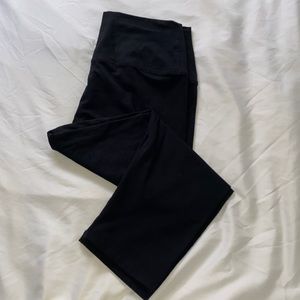 Capri Black Leggings